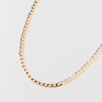 Zoe Classic Curb Chain in Gold