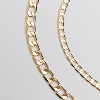 Zoe Classic Curb Chain in Gold