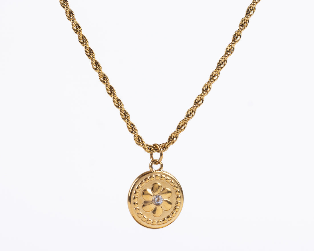 BIRTHSTONE FLOWER PENDANT NECKLACE