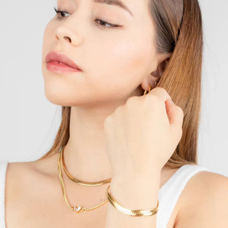 Idona Thick Bracelet Flat Snake Style Classic in Gold