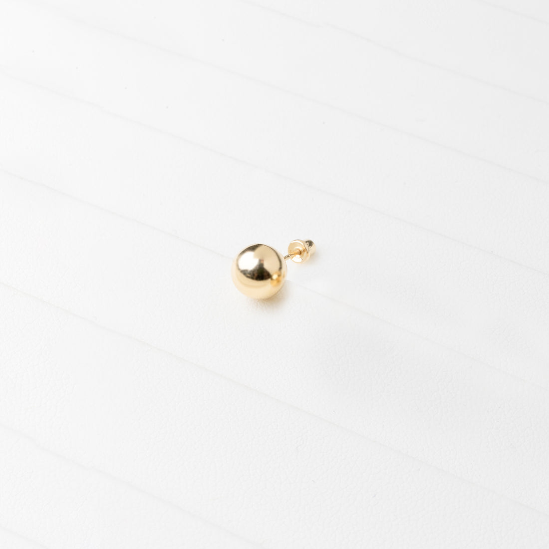 Adara 14K Gold Studs Classic Balls