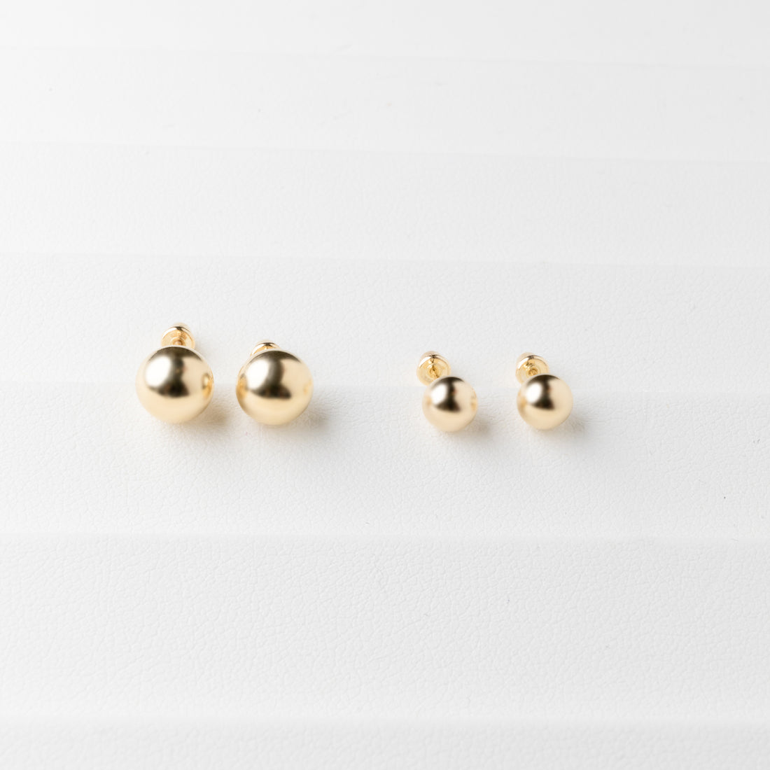 Adara 14K Gold Studs Classic Balls