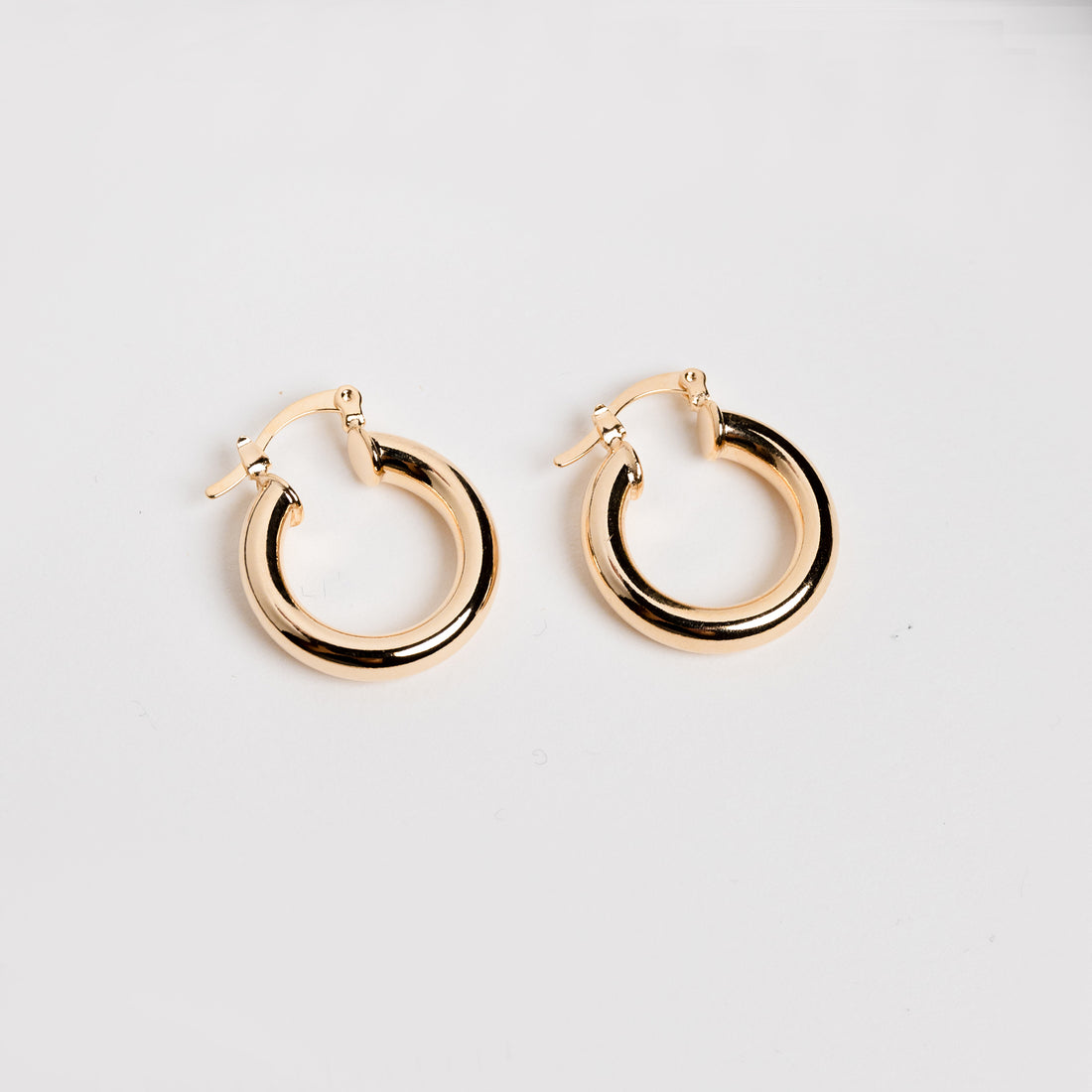 Juno Classic Medium Size Hoop Best Seller