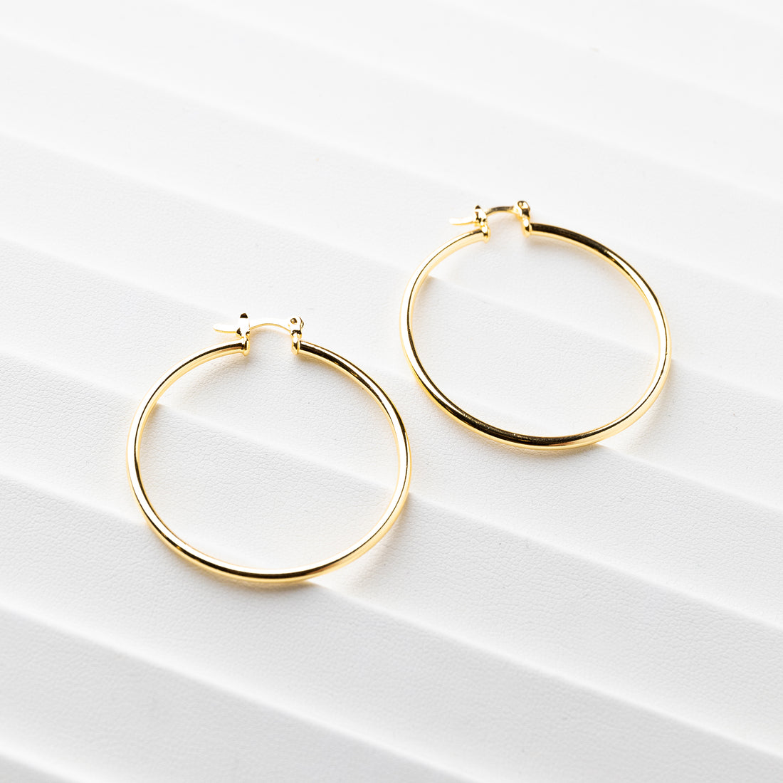 Gaia Thin Classic Hoops in Gold
