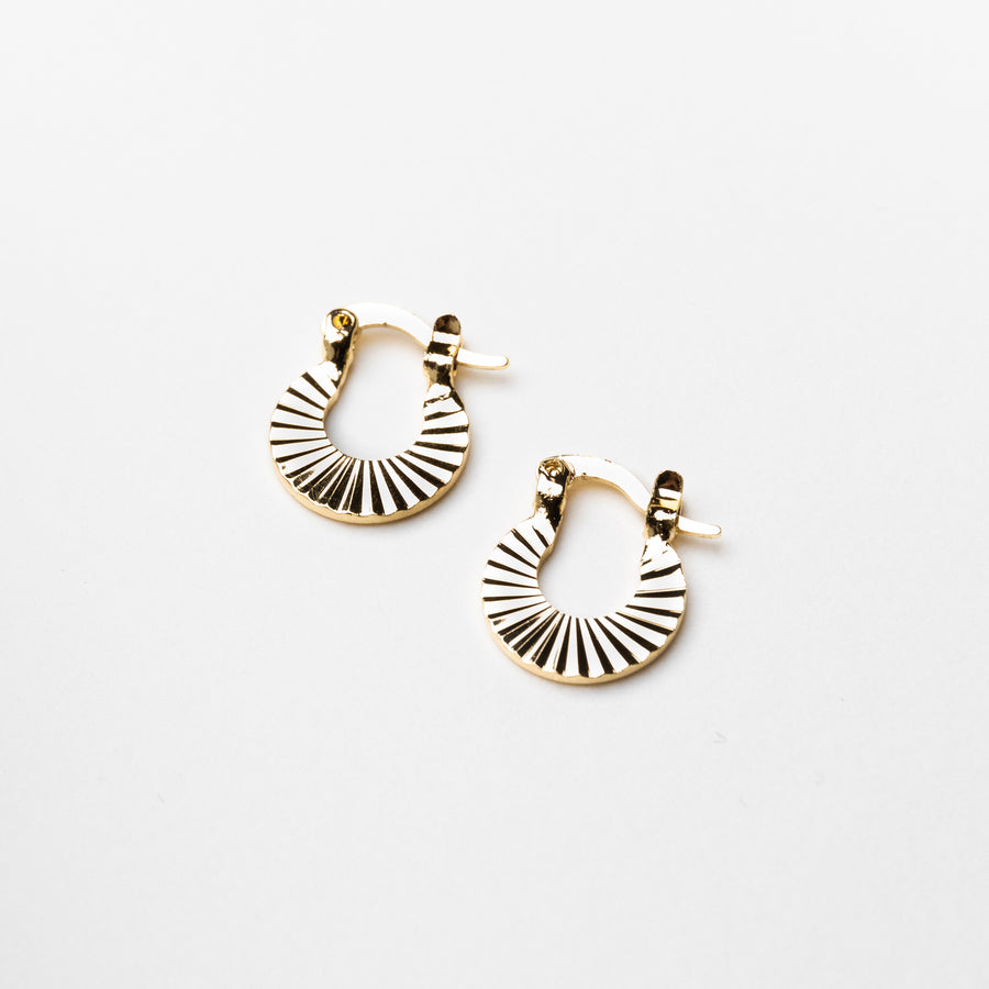Iliana Aesthetic Small Striped Hoops