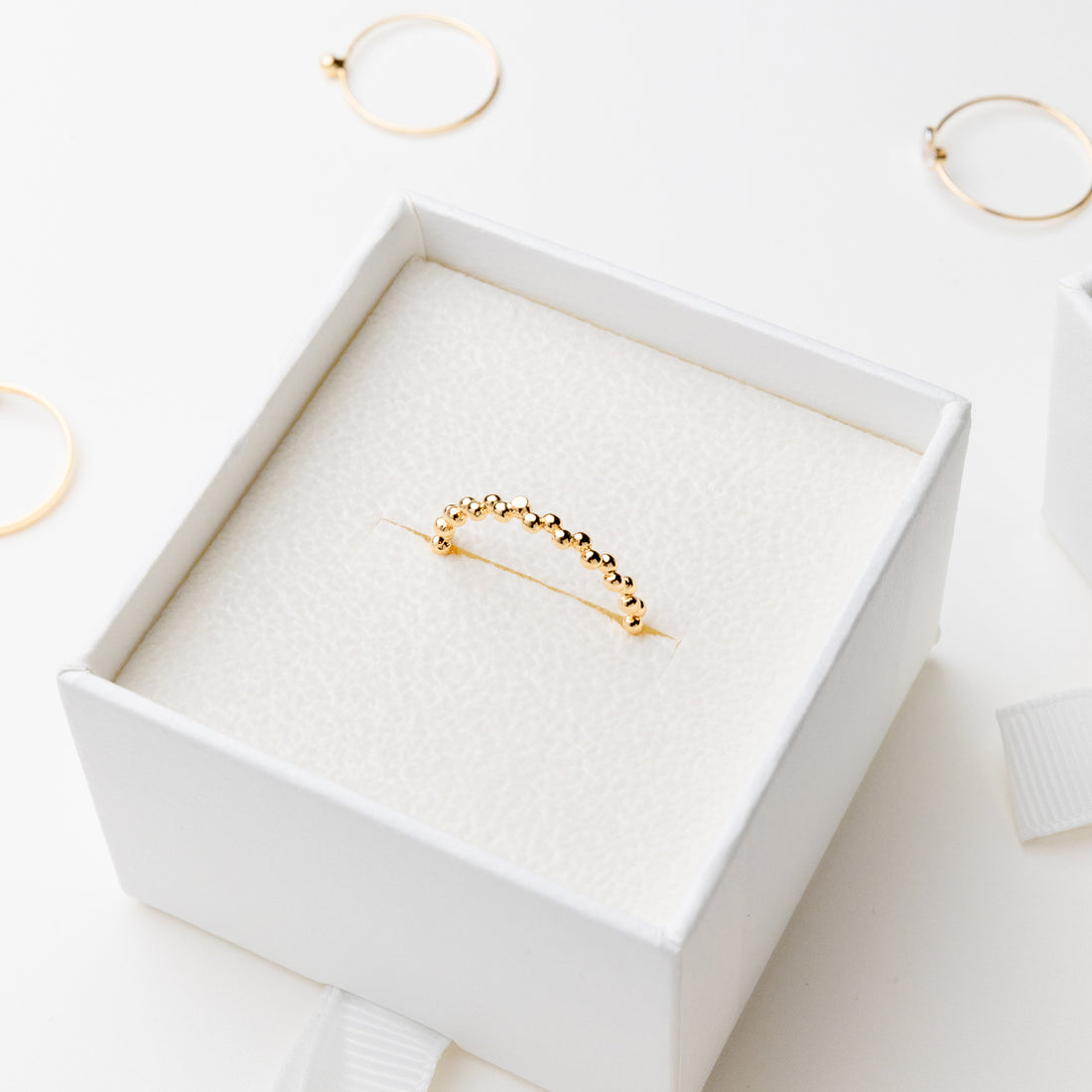 Diana Dainty Bold Beaded Ring in Gold