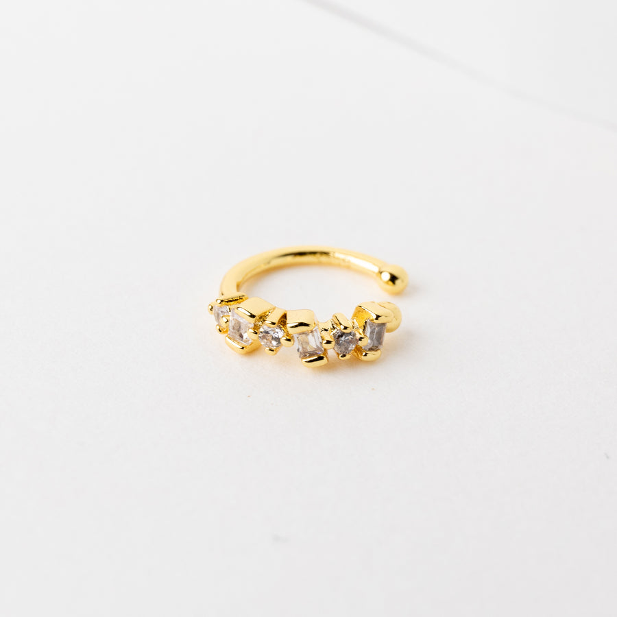 Lea Brilliants Earcuff in Gold