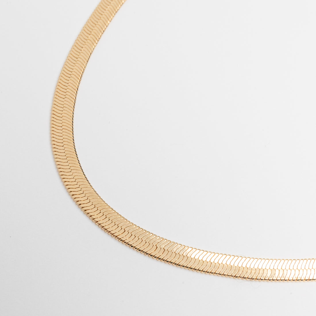 Athena Choker Snake Chain in Gold